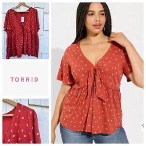 Torrid Womens Plus Size 2X  Red Geometric Tie Front Peplum Top